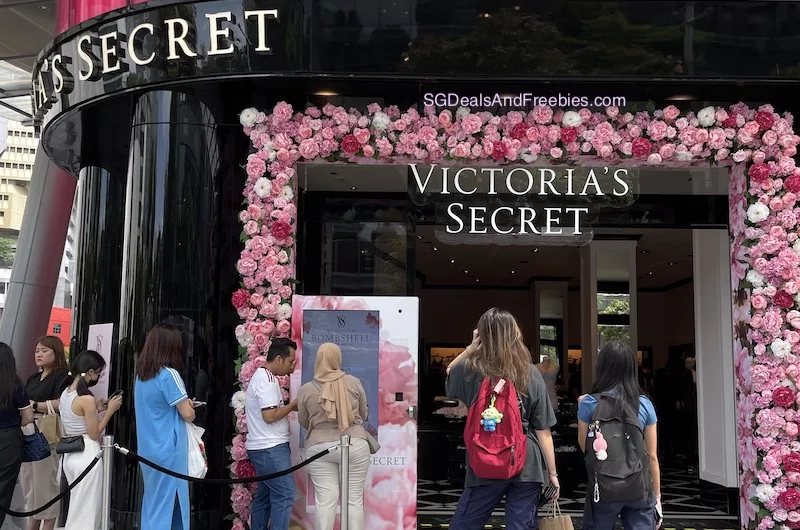 Victoria’s Secret Bombshell Free Perfume Sample From Vending Machine On Orchard Road